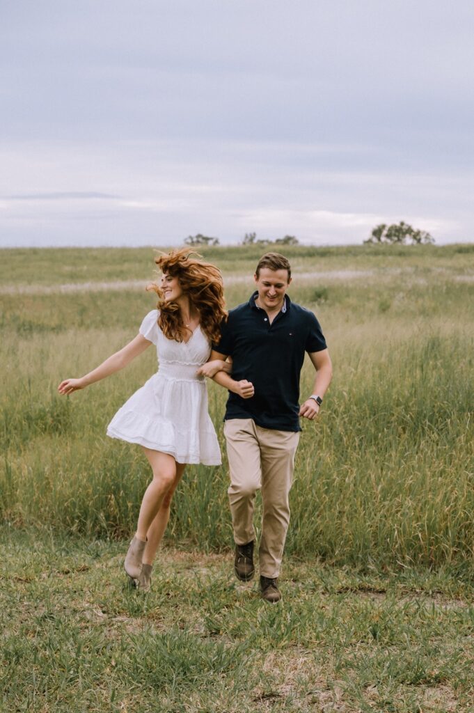 sunshine coast engagement session in the Glass House Mountains