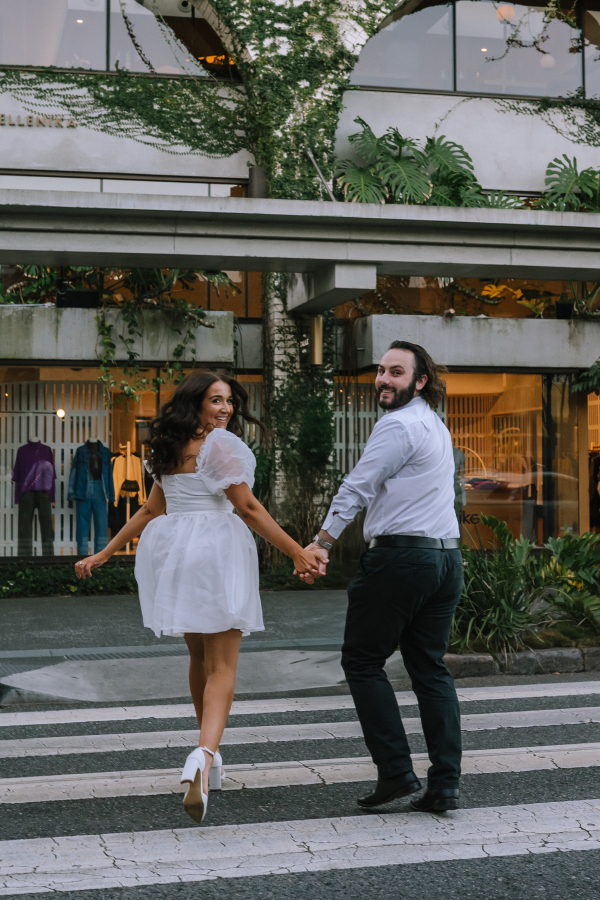 Candid engagement portraits in Brisbane’s Fortitude Valley streets