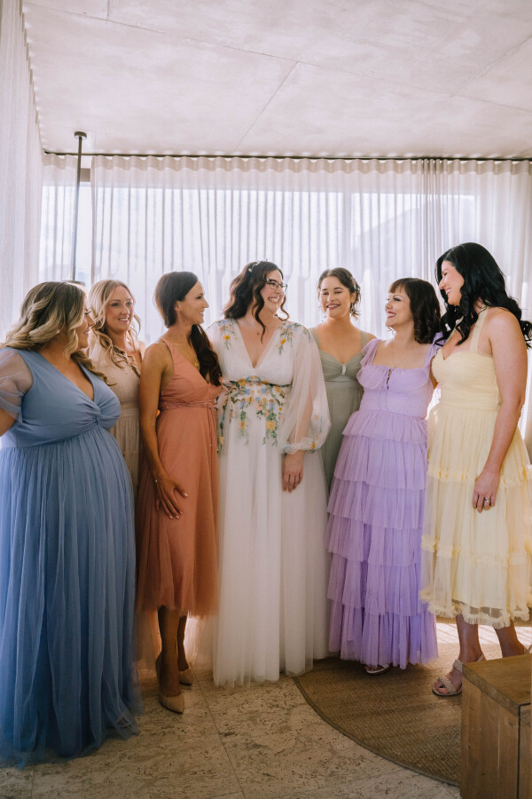 bridal party photography at the calile hotel in brisbane