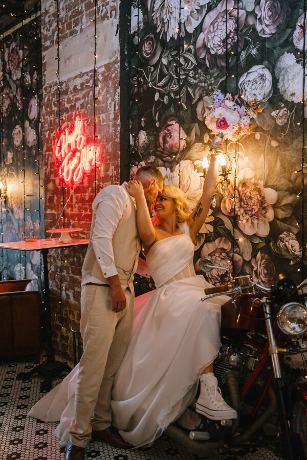 bride and groom photography at  smoked garage wedding venue in fortitude valley, brisbane