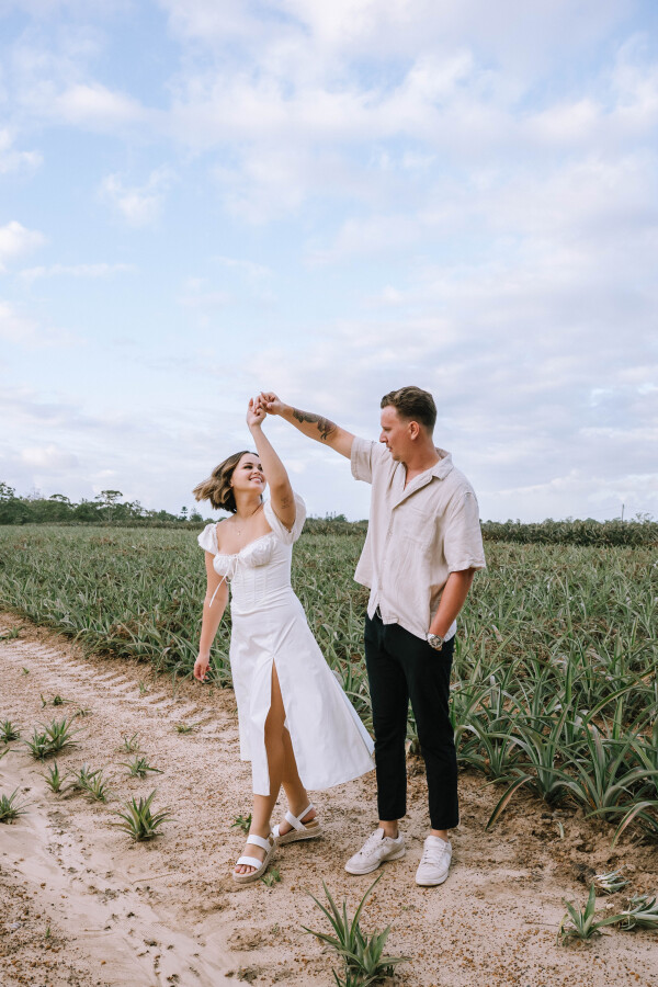 Candid couple moment during Glass House Mountains photo session