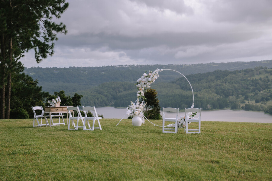 lakehouse folk private property elopement venue sunshine coast