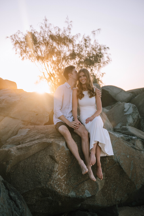 romantic engagement shoot at point cartwright beach