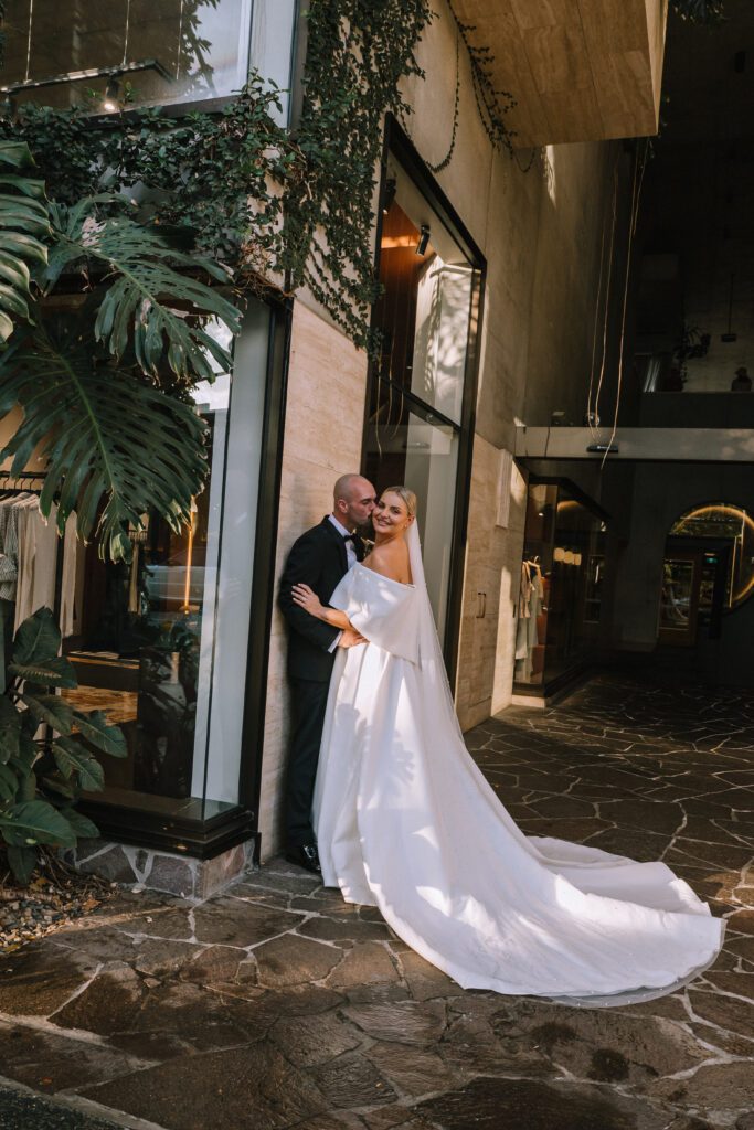 couple portrait session next to boutiques at the calile hotel brisbane