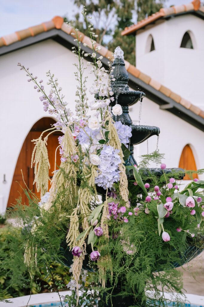 lilac and green colour palette trend at goodwater ridge wedding venue